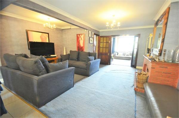 Glenmere Avenue, Mill Hill, NW7